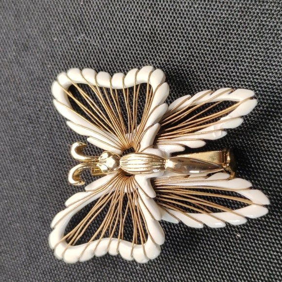 2/$45 Vintage Butterfly Duo Pendants - Picture 7 of 15